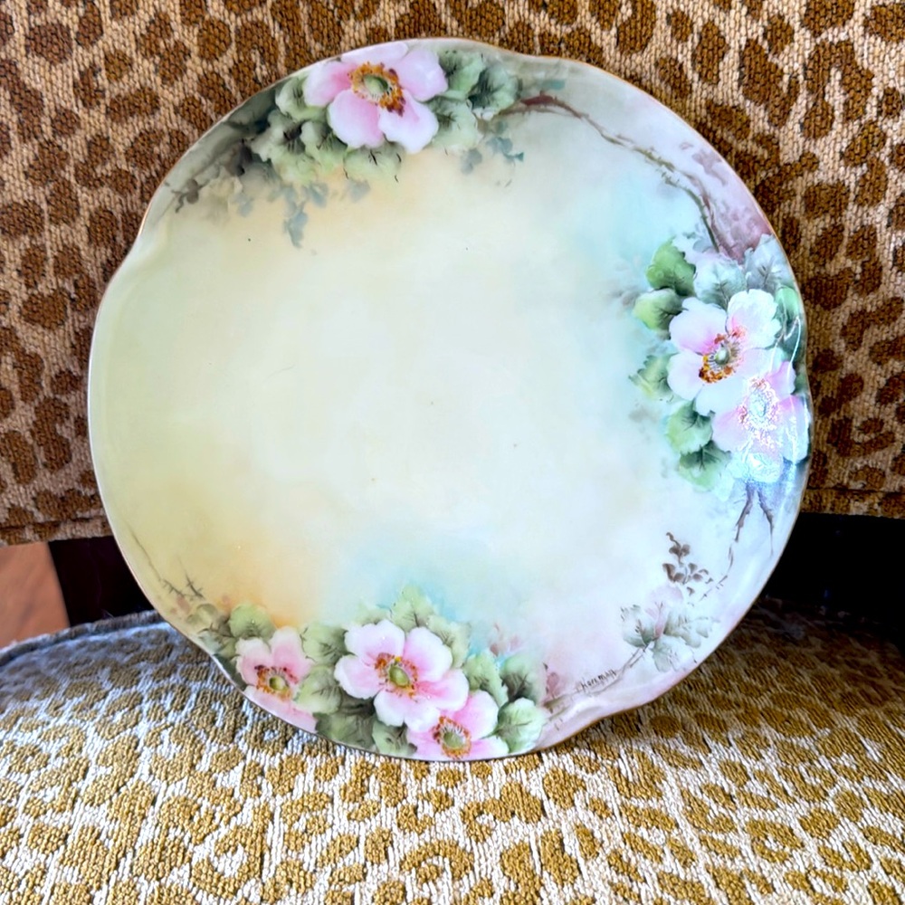 Bavaria”Louise” Beautiful Anyique Plate